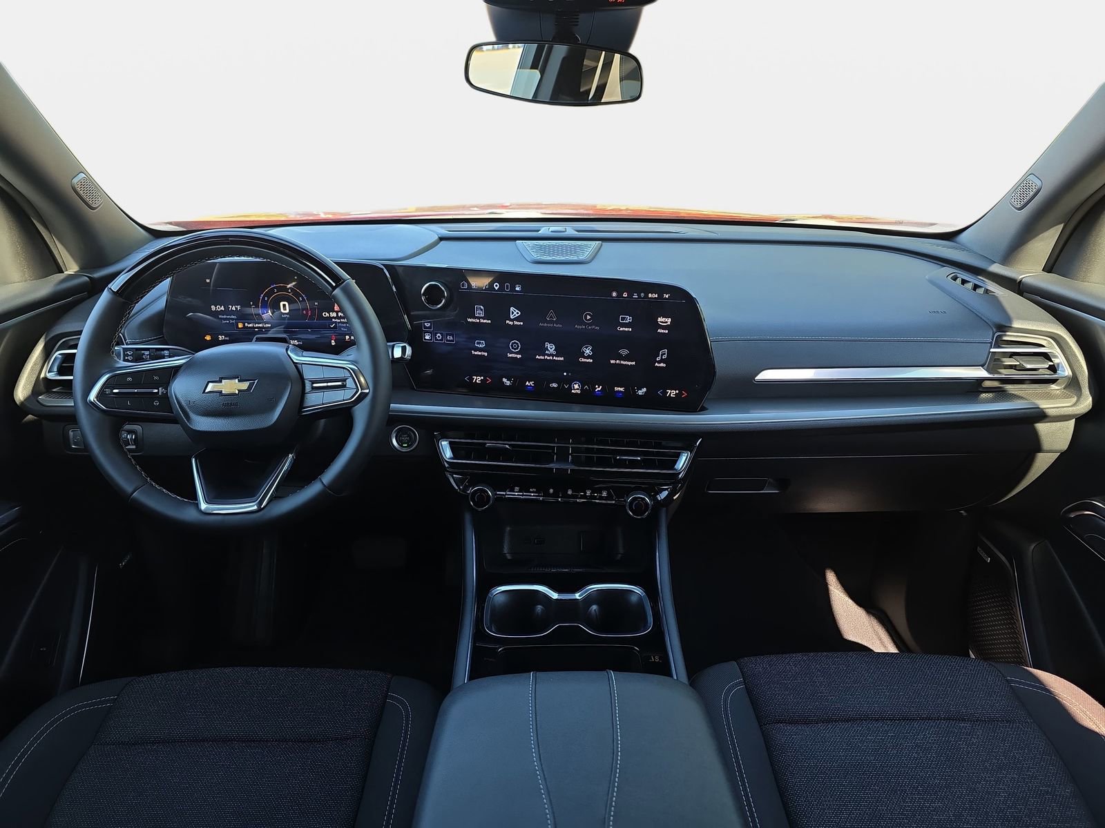 Used 2025 Chevrolet Traverse LT w/ Enhanced Driving Package FWD image 9