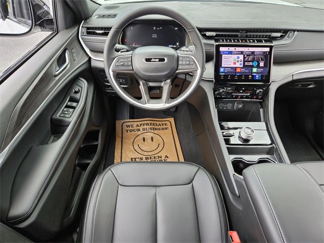New 2025 Jeep Grand Cherokee Limited image 6