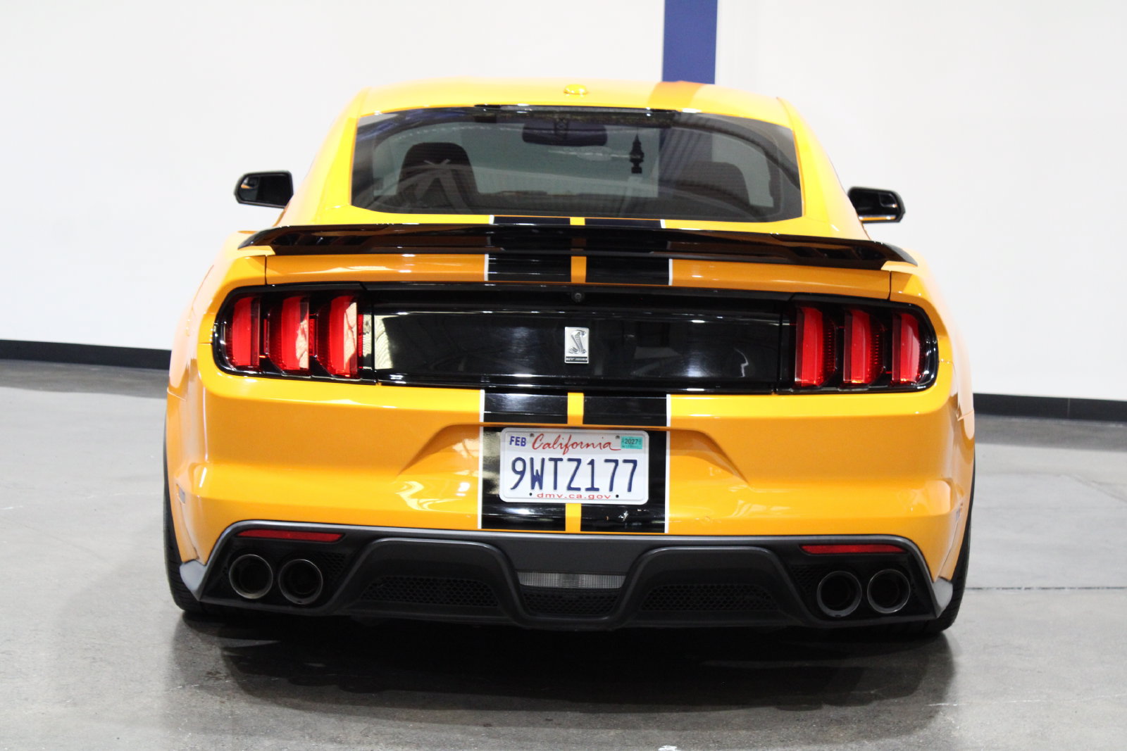 Used 2018 Ford Mustang Shelby GT350 w/ Convenience Package RWD image 17