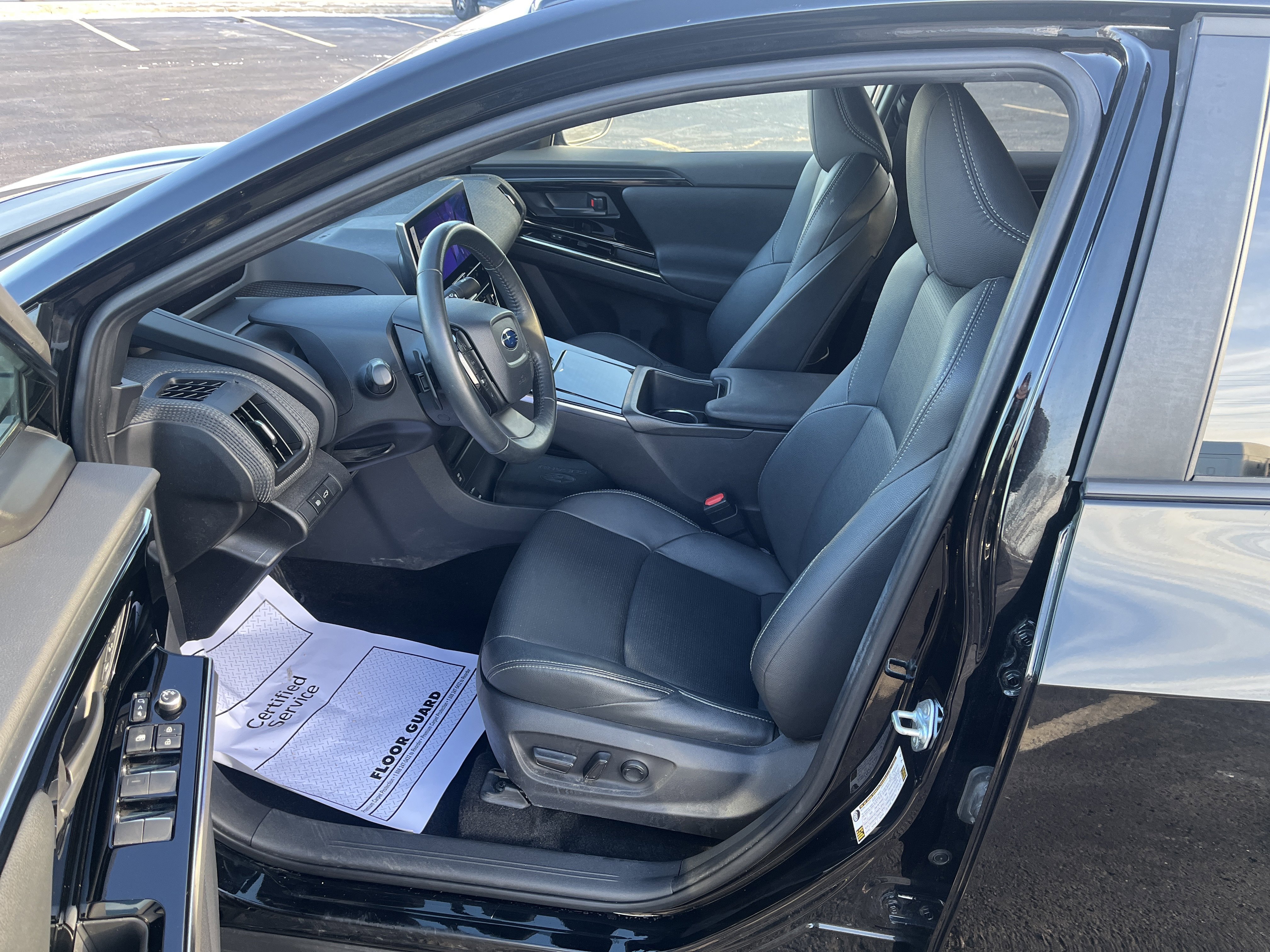 Used 2023 Subaru Solterra AWD image 9