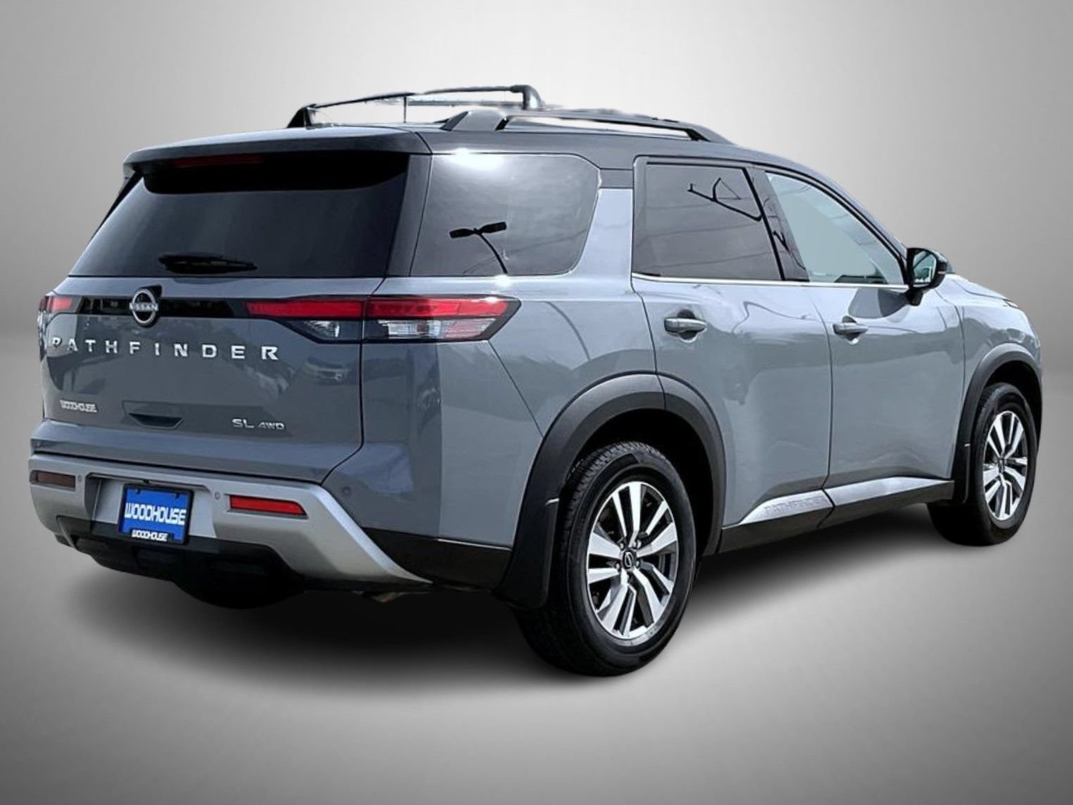 Used 2023 Nissan Pathfinder SL AWD/4WD image 5