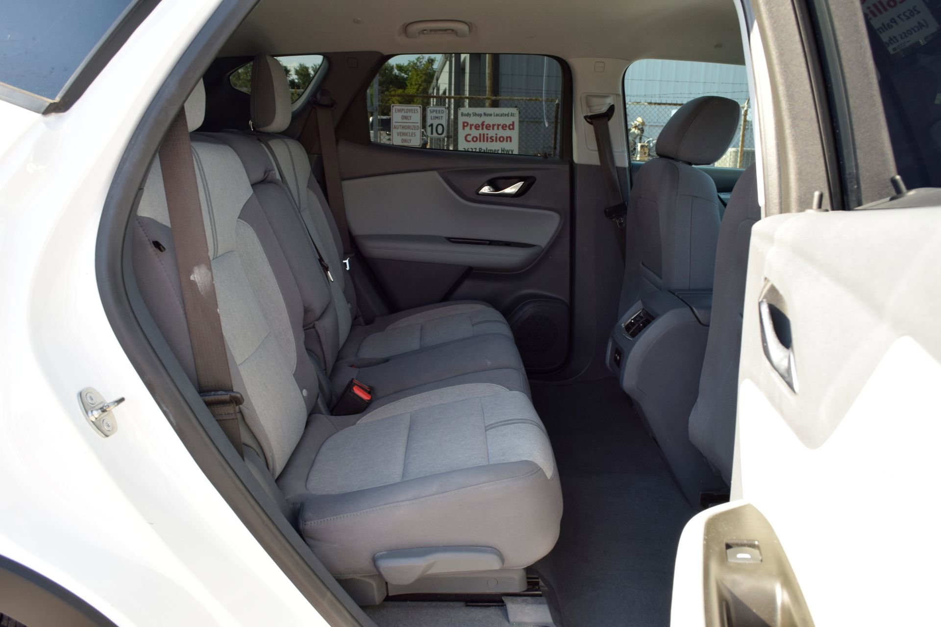 Used 2019 Chevrolet Blazer LT FWD image 22