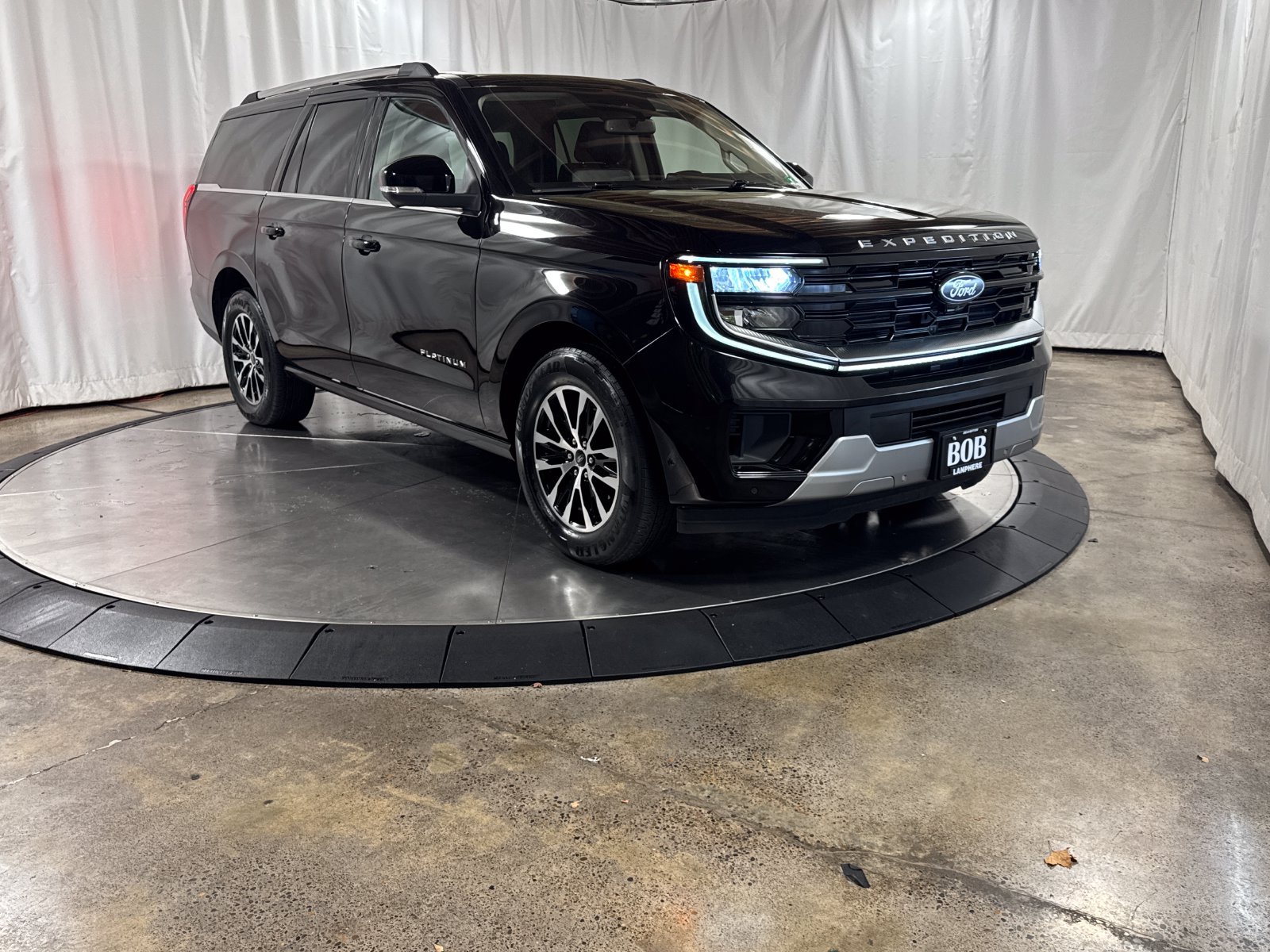Used 2025 Ford Expedition Max Platinum AWD/4WD image 10