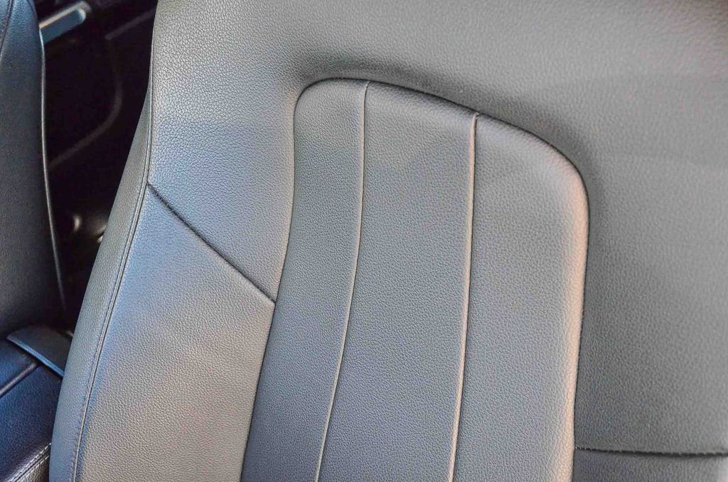 Used 2021 Mercedes-Benz GLB 250 GLB 250 image 26