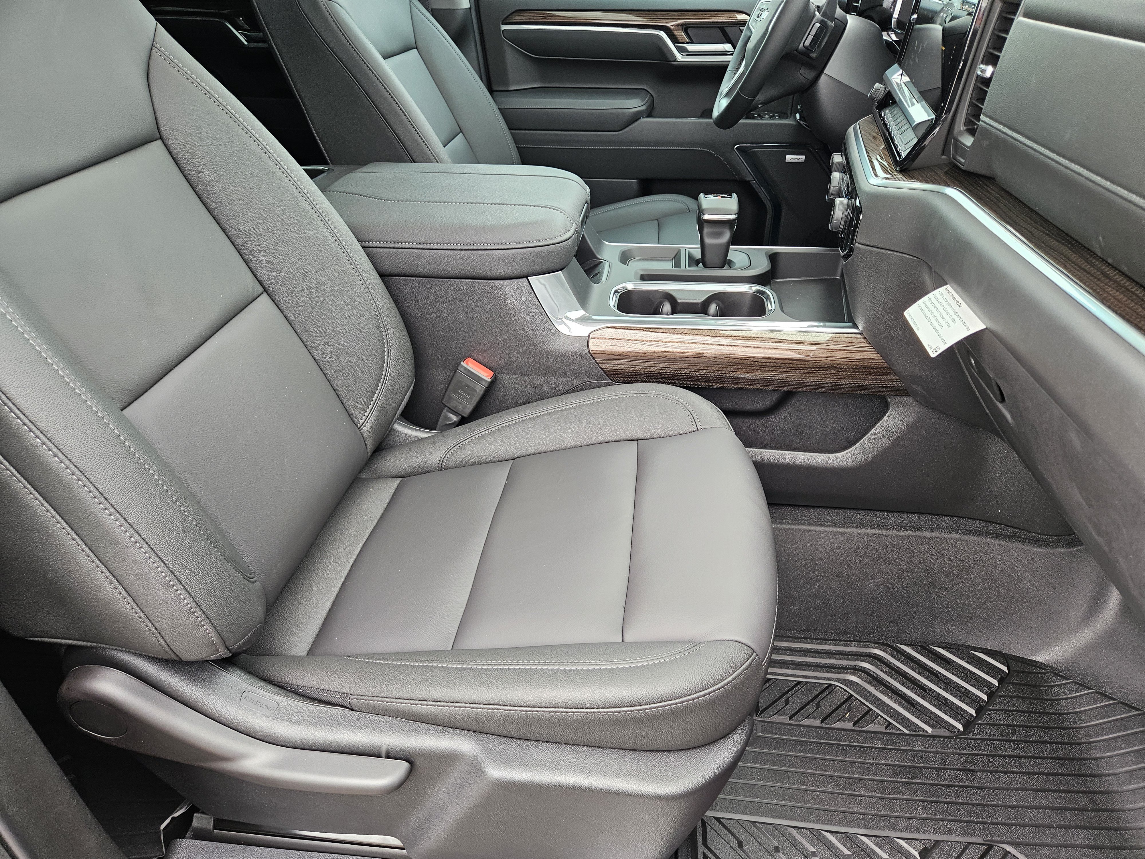 New 2026 Chevrolet Silverado 1500 LT Trail Boss w/ Convenience Package II AWD/4WD image 10