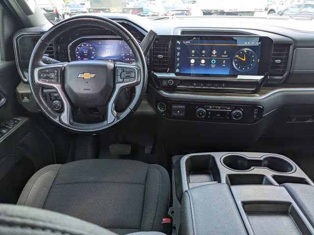 Used 2024 Chevrolet Silverado 3500 LT AWD/4WD image 17
