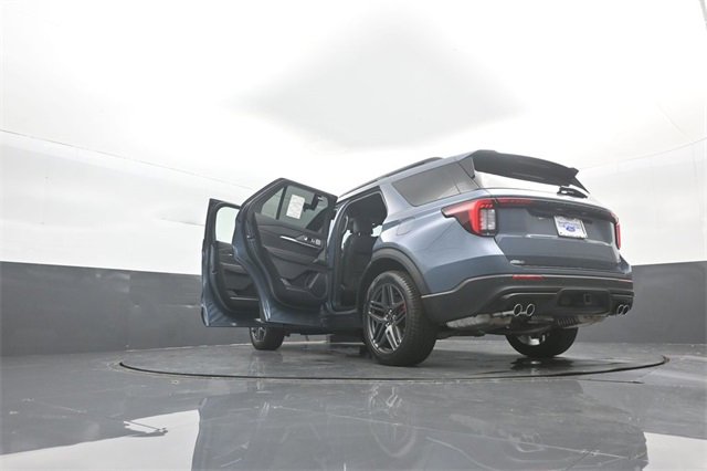 New 2026 Ford Explorer ST w/ Sun And Sound Package image 38