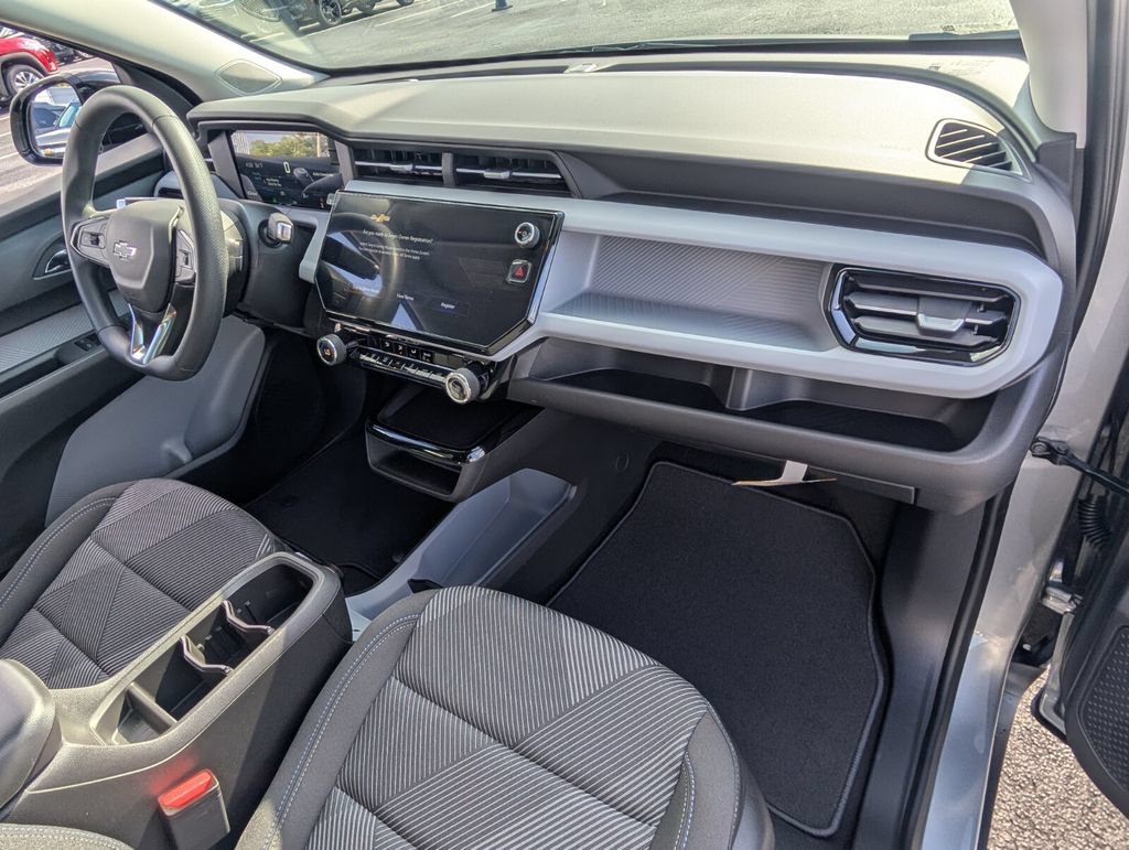 New 2027 Chevrolet Bolt LT FWD image 8