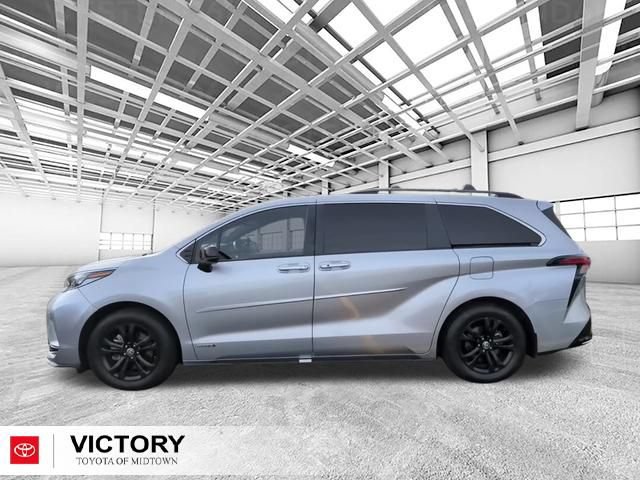 Certified 2021 Toyota Sienna XSE AWD/4WD image 6