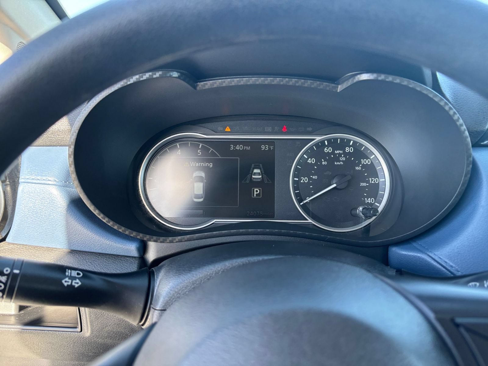Used 2025 Nissan Versa SV FWD image 37