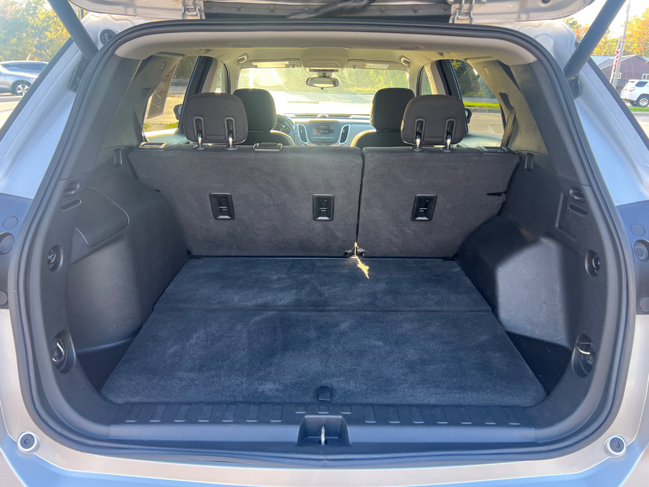 Used 2020 Chevrolet Equinox LT w/ Driver Convenience Package image 33