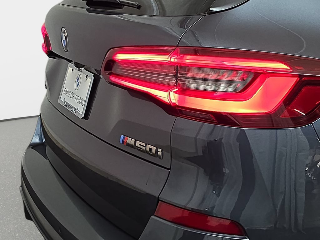 Used 2020 BMW X5 M50i AWD/4WD image 32
