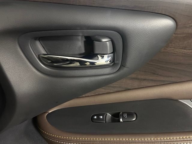 Used 2022 Nissan Murano Platinum w/ Cargo Package FWD image 28