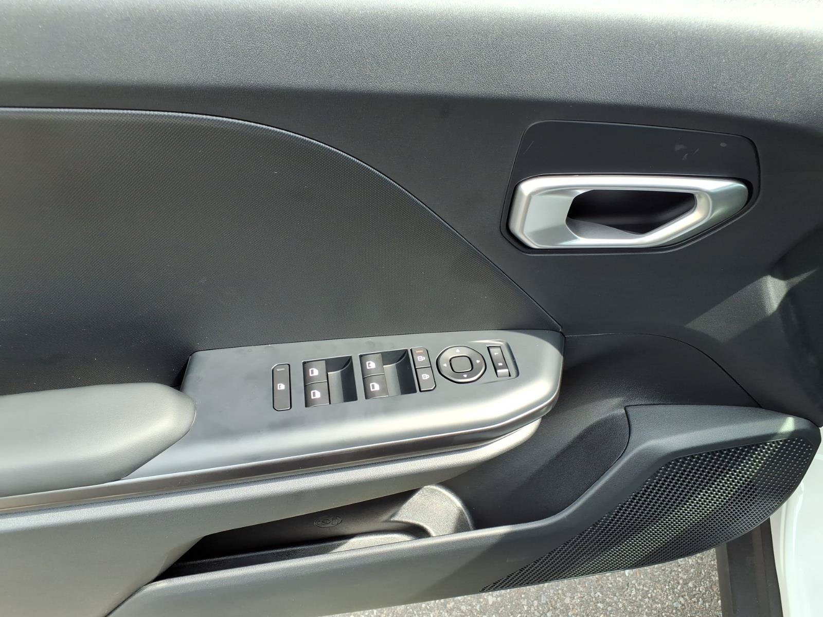 New 2026 Kia K4 FWD image 11