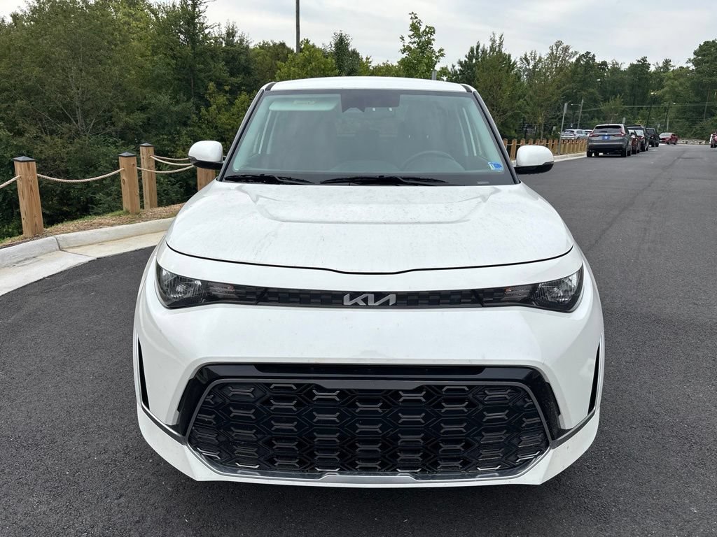 Used 2025 Kia Soul GT-Line FWD image 2