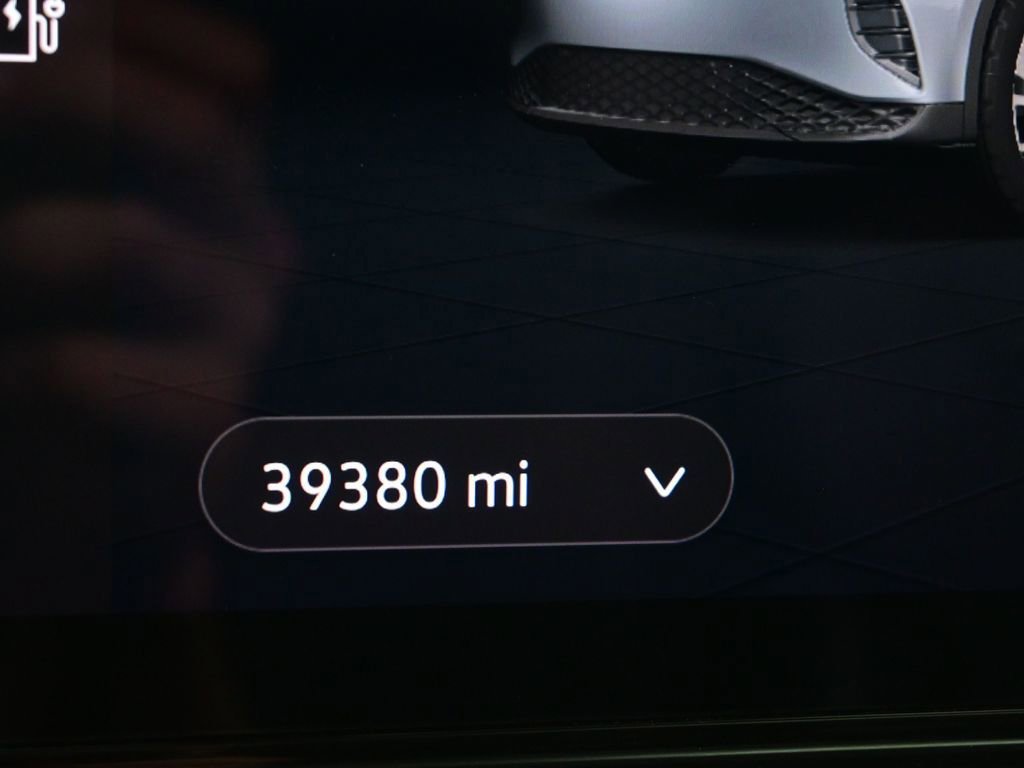 Used 2022 Volkswagen ID.4 Pro S w/ Gradient Package image 31