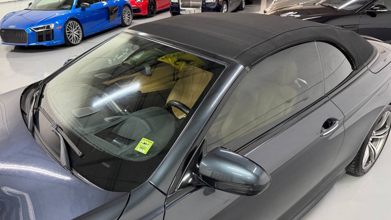 Used 2013 BMW M6 Convertible RWD image 30