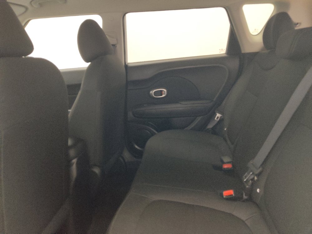 Used 2017 Kia Soul w/ Convenience Package FWD image 18