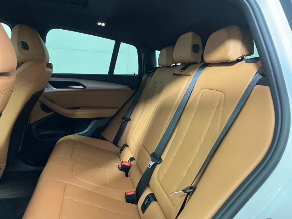 Used 2025 BMW X4 xDrive30i w/ Premium Package AWD/4WD image 26