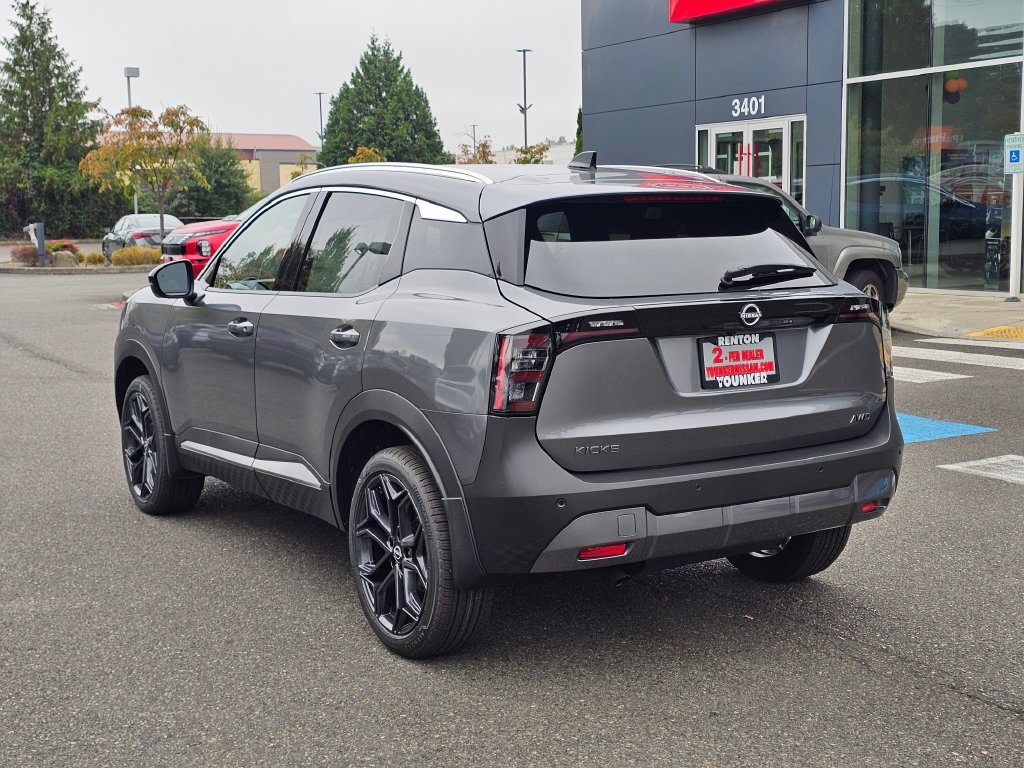New 2027 Nissan Kicks SR AWD/4WD image 7