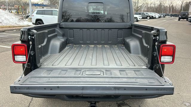 Used 2021 Jeep Gladiator Sport image 25