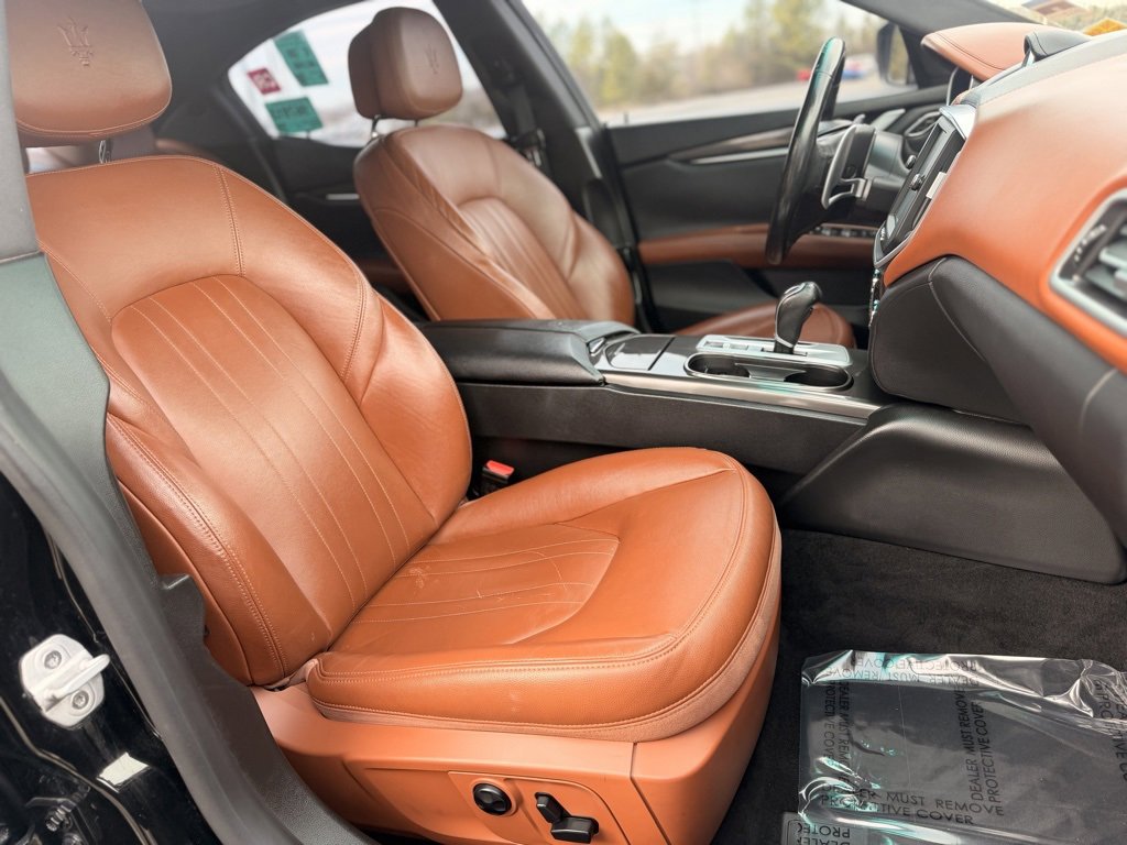 Used 2016 Maserati Ghibli image 13