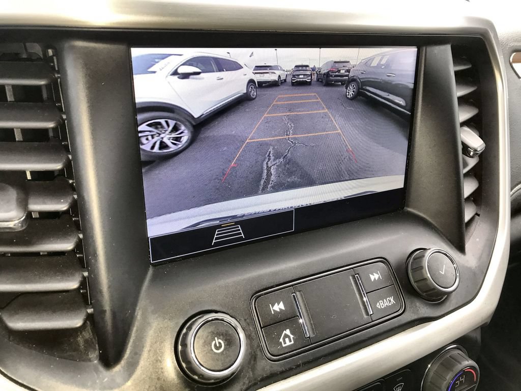Used 2023 GMC Acadia SLE w/ Driver Convenience Package FWD image 19