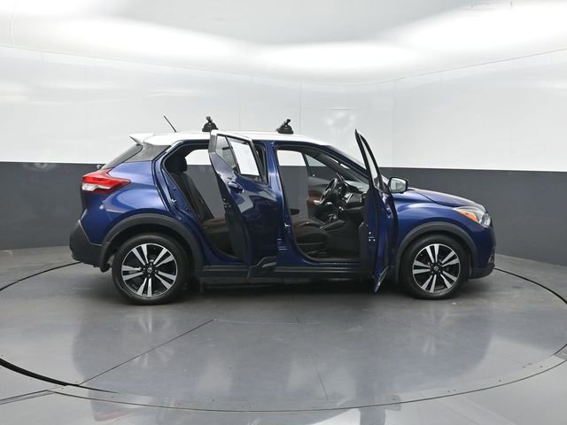 Used 2018 Nissan Kicks SR FWD image 34