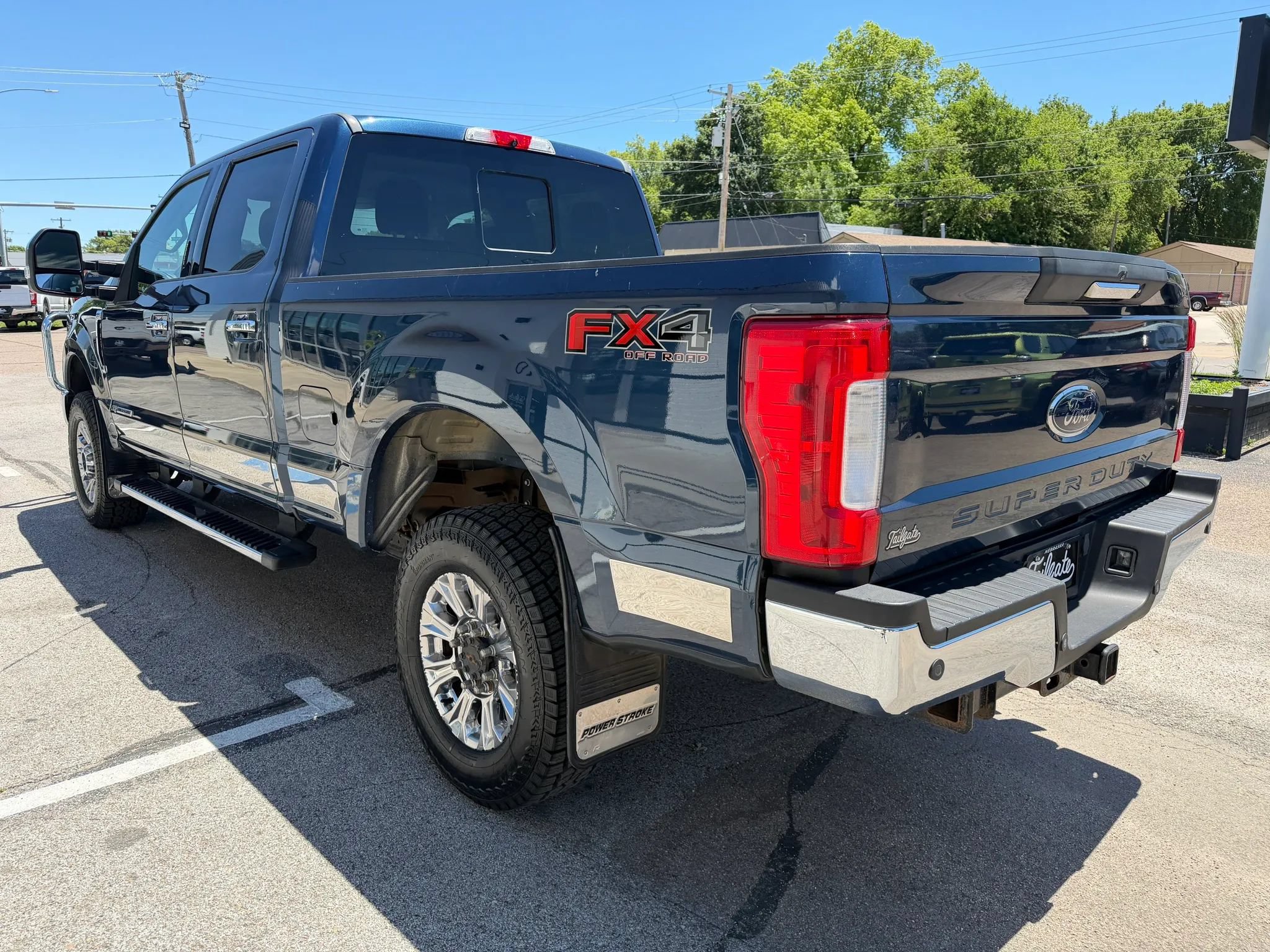 Used 2017 Ford F250 Lariat w/ Chrome Package AWD/4WD image 5