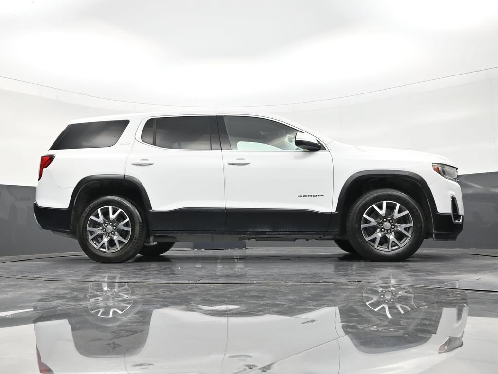 Used 2023 GMC Acadia SLE FWD image 25