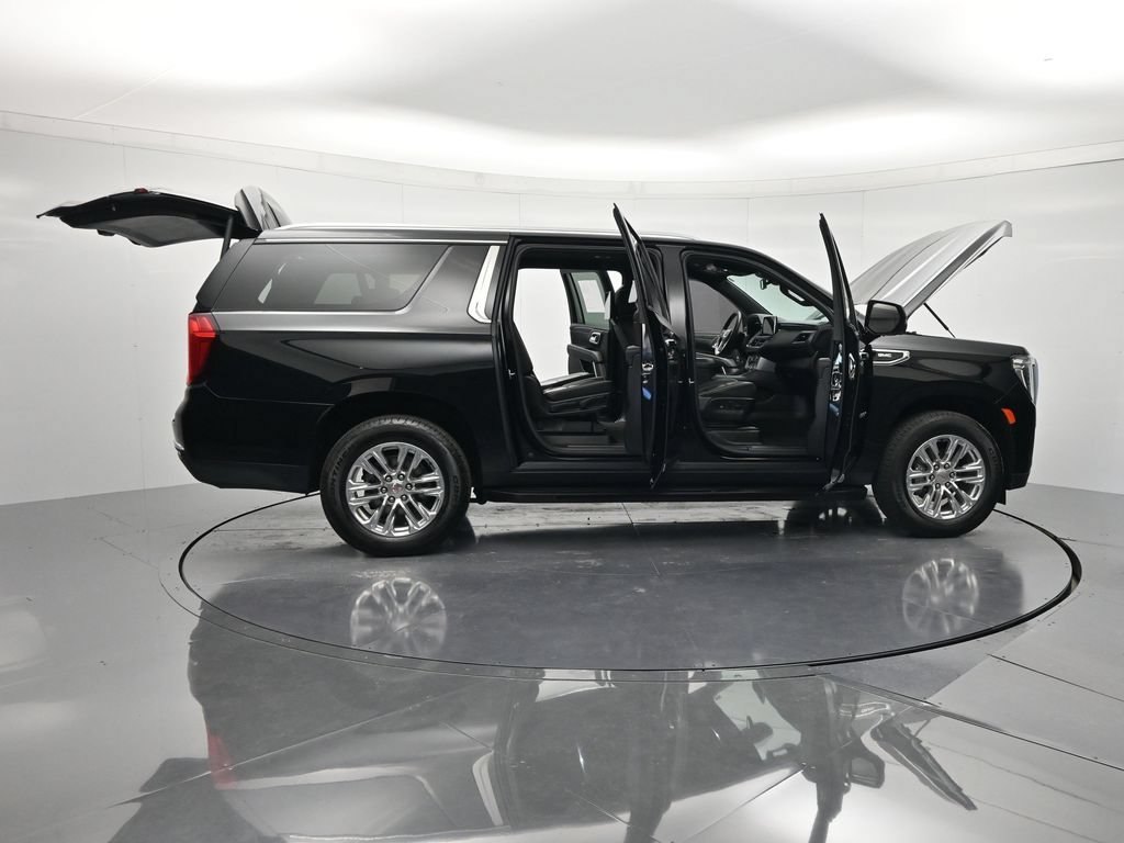 Used 2023 GMC Yukon XL SLT w/ SLT Luxury Package AWD/4WD image 50