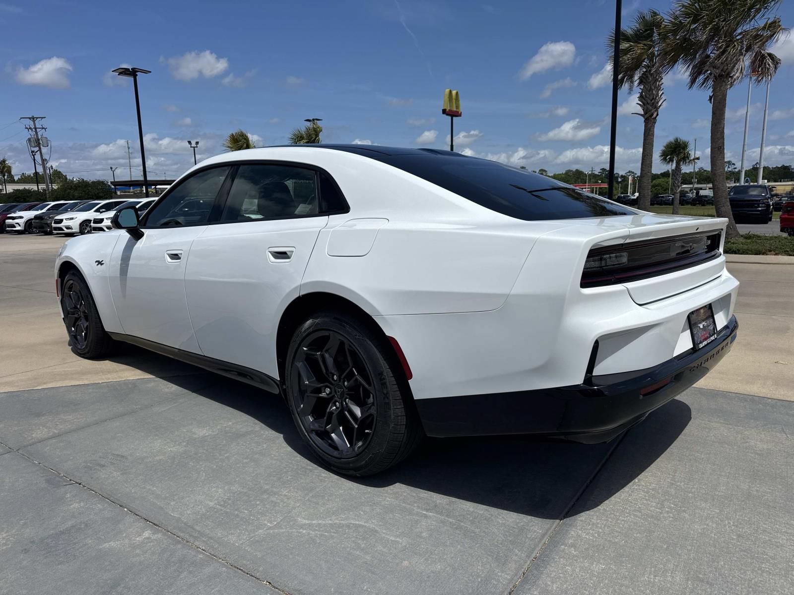 New 2026 Dodge Charger R/T w/ Blacktop Package AWD/4WD image 5