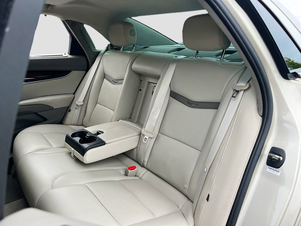Used 2013 Cadillac XTS Platinum FWD image 26