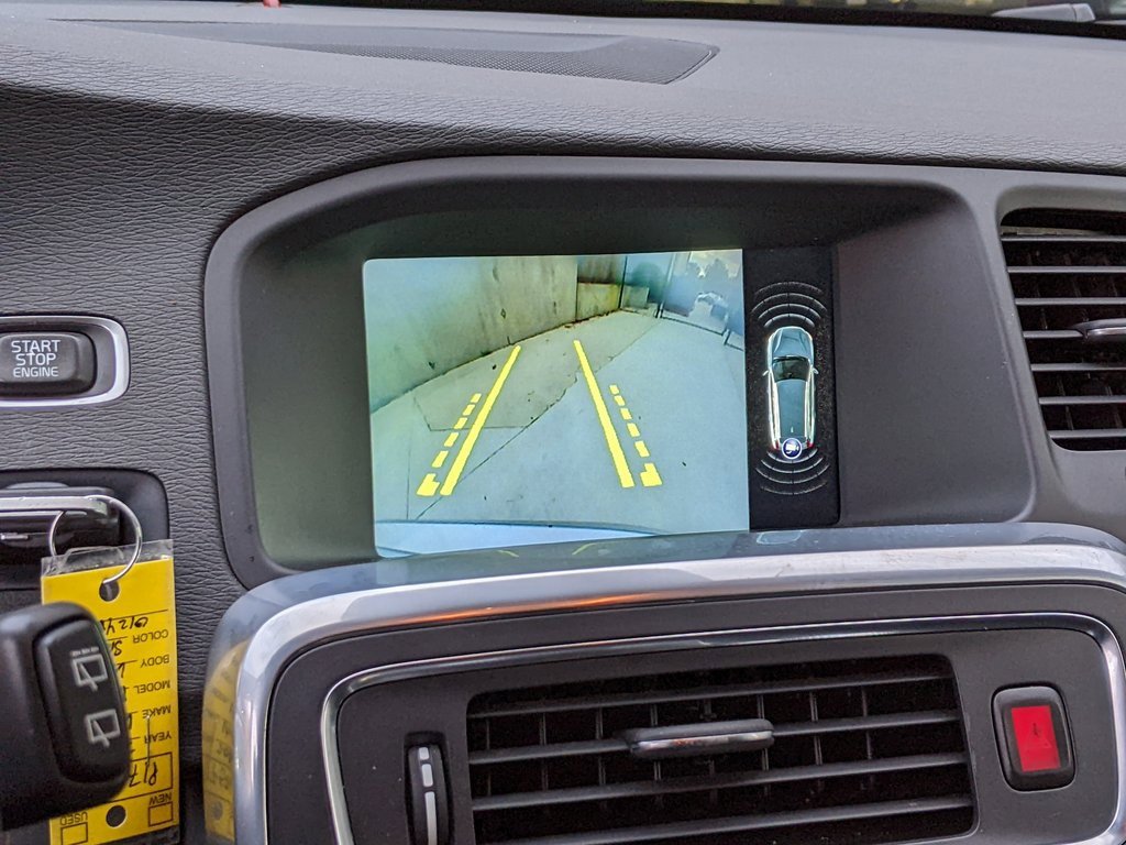 Used 2016 Volvo V60 T5 Cross Country Platinum image 17