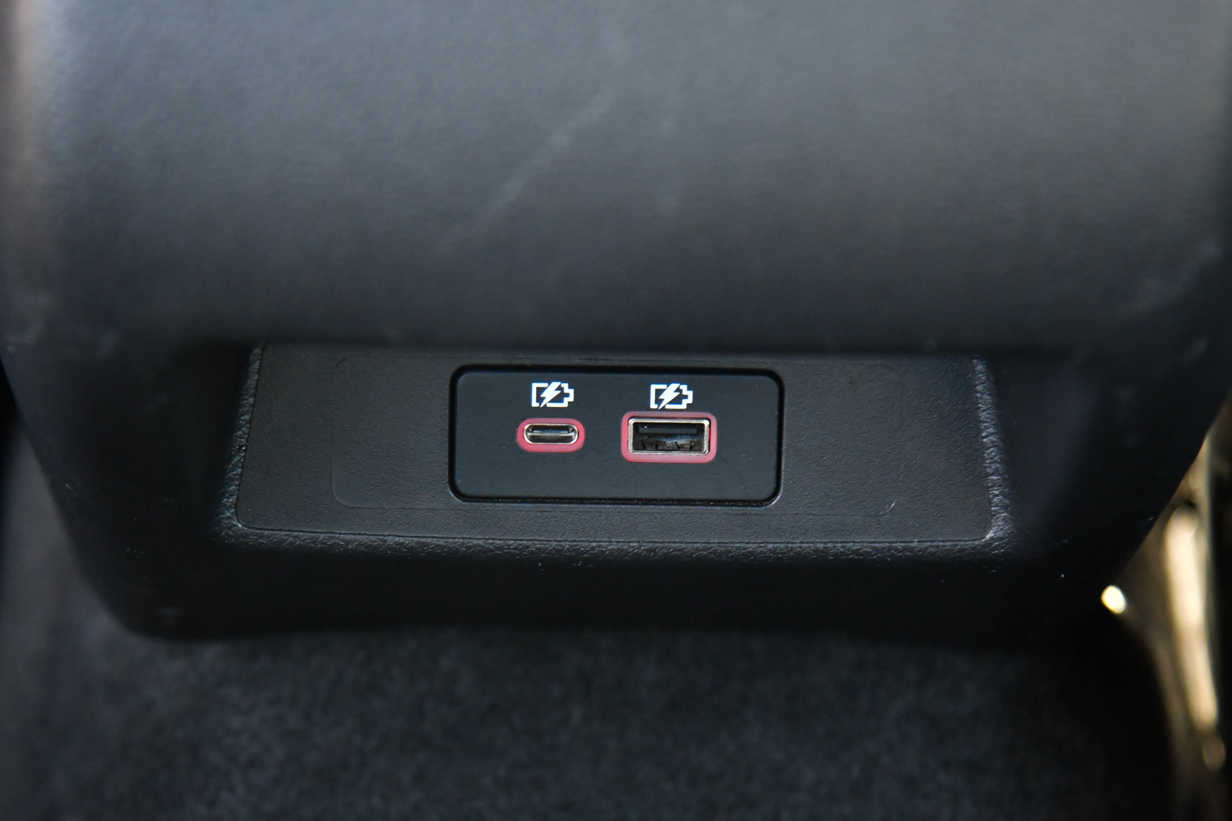 Used 2024 Nissan Altima 2.5 SR FWD image 34
