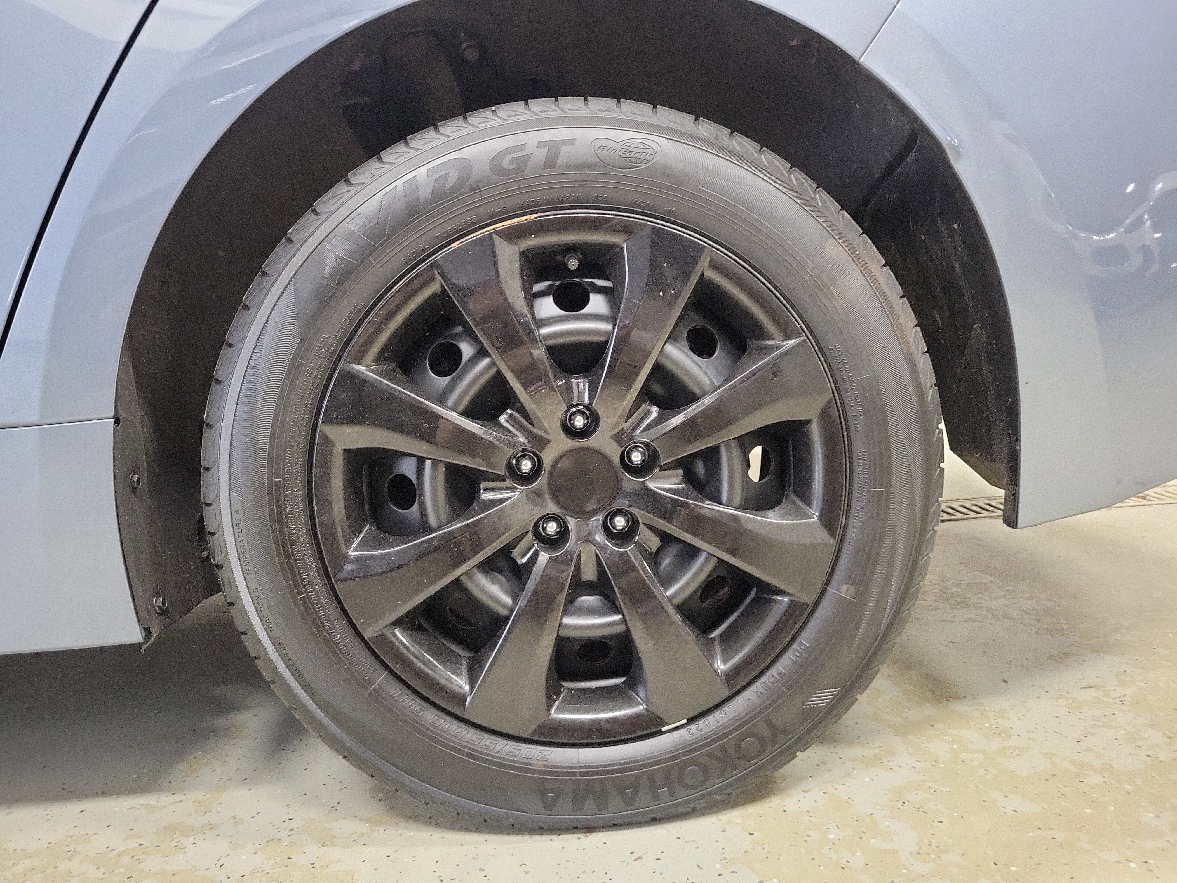 Used 2023 Toyota Corolla LE FWD image 6