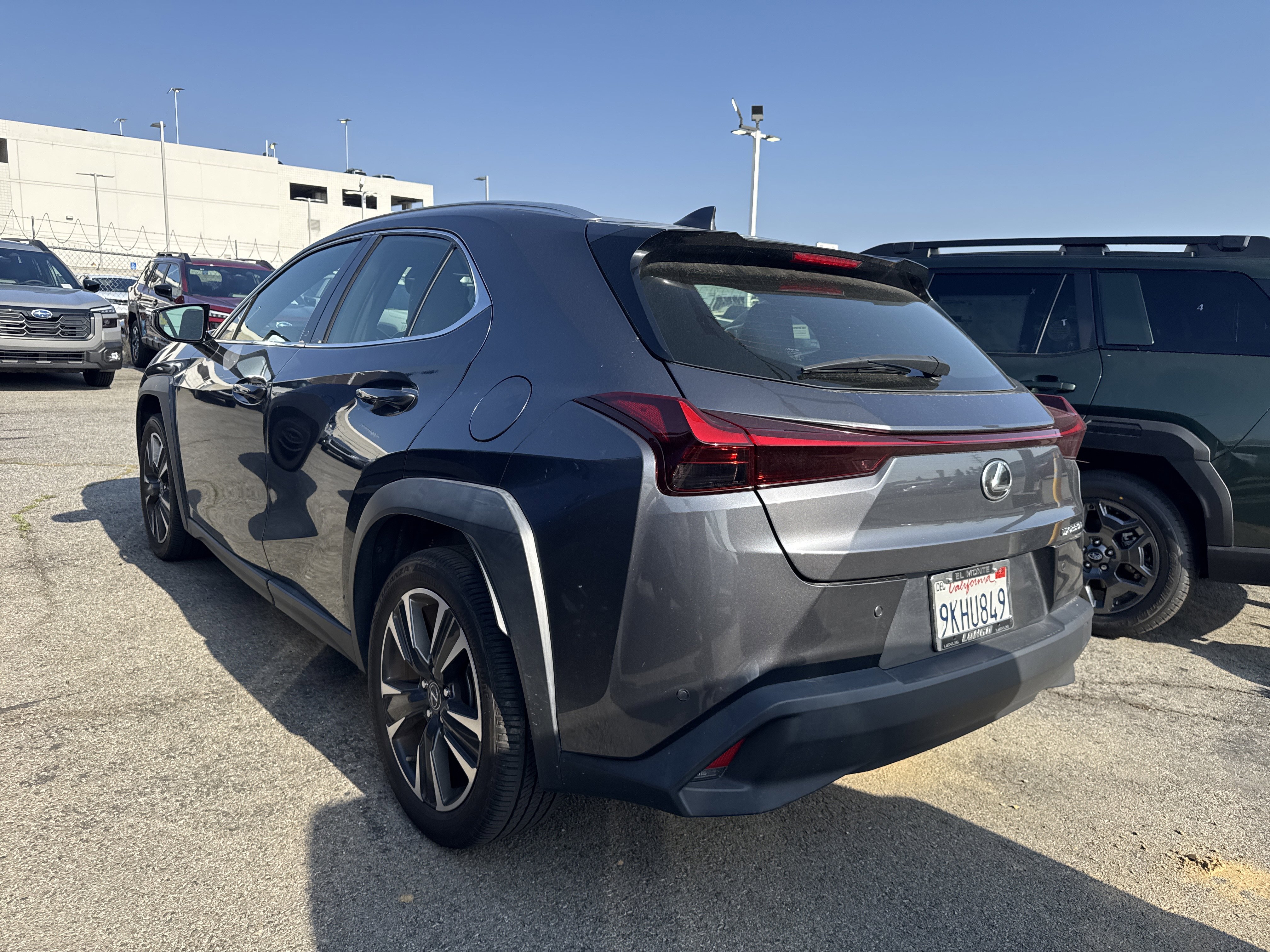 Used 2024 Lexus UX 250h FWD image 4