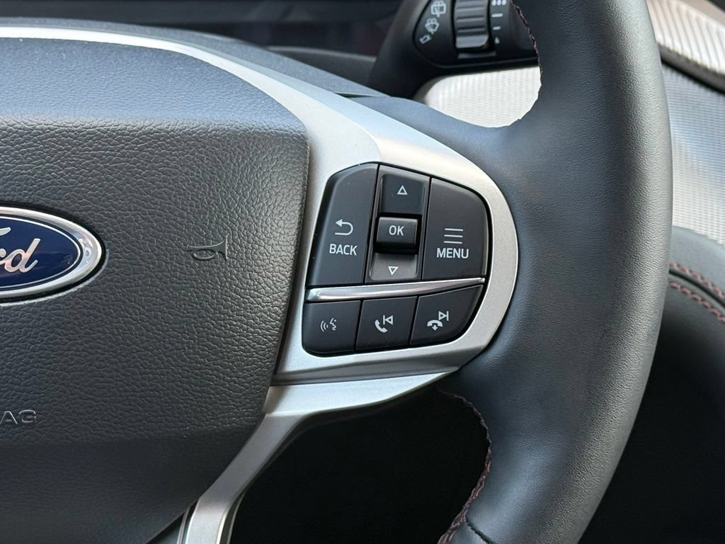 New 2026 Ford Explorer Active w/ Active Comfort Package AWD/4WD image 10