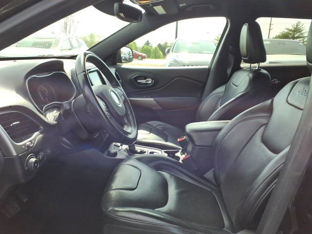 Used 2019 Jeep Cherokee High Altitude image 24