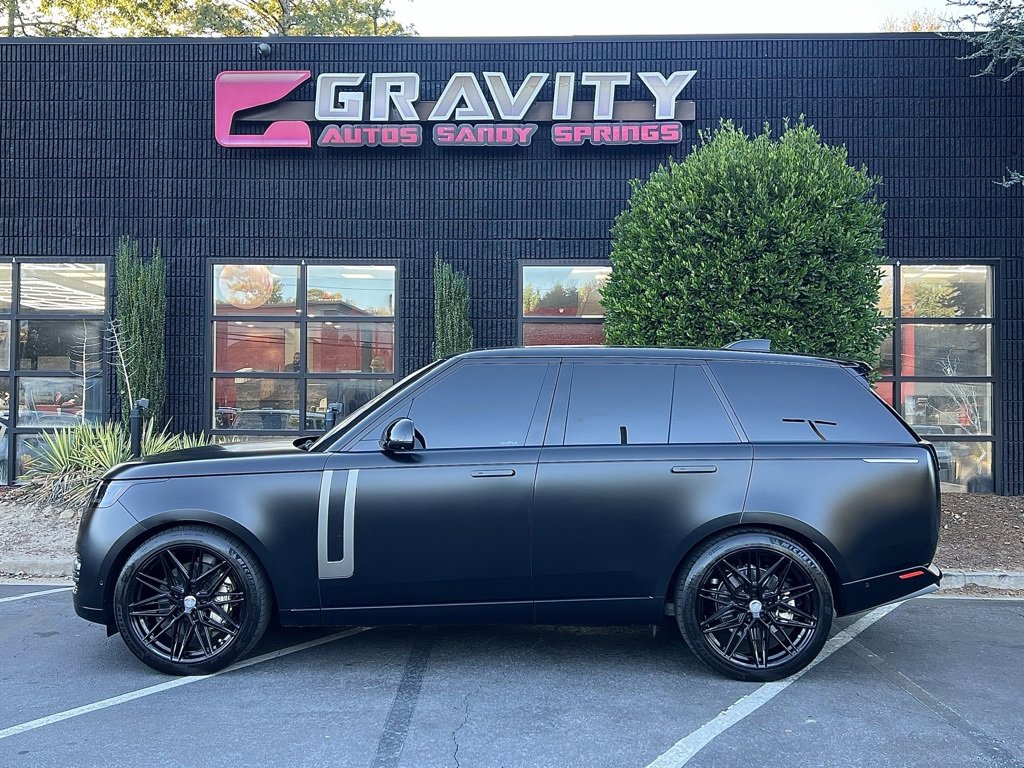 Used 2023 Land Rover Range Rover SE image 9