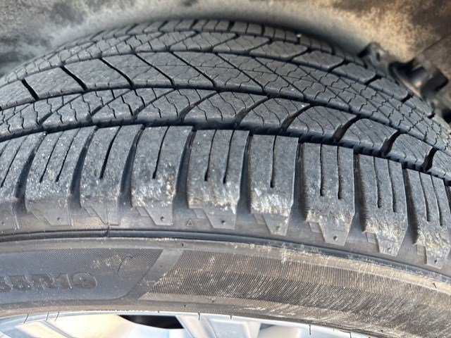 Used 2022 Ford Edge Titanium w/ Equipment Group 301A image 14