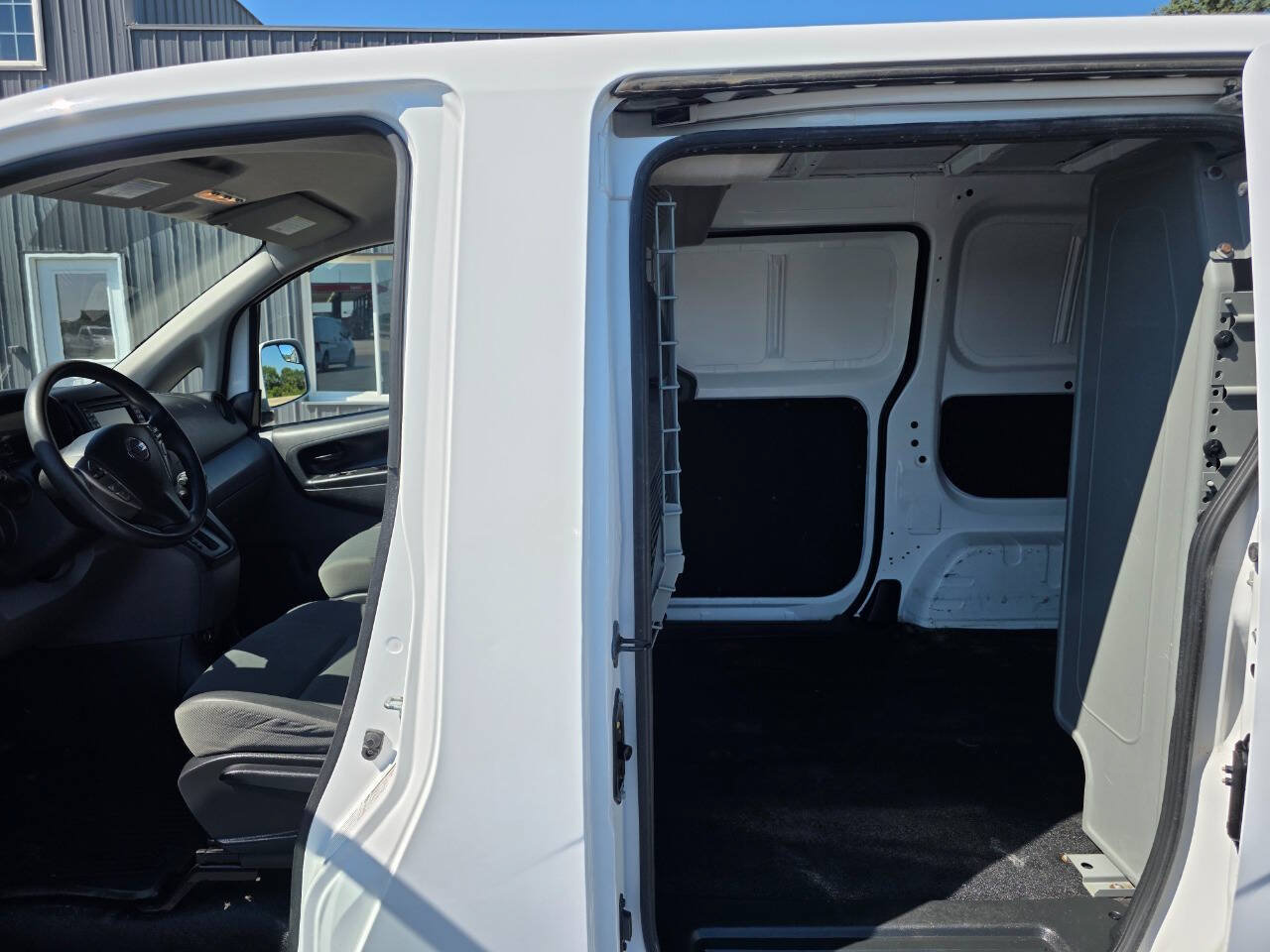 Used 2018 Nissan NV200 SV w/ Navigation Package FWD image 8