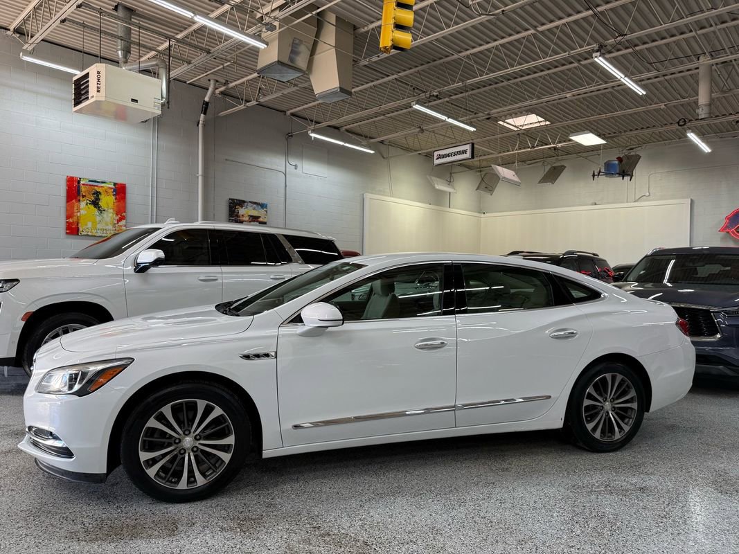 Used 2018 Buick LaCrosse Preferred image 2