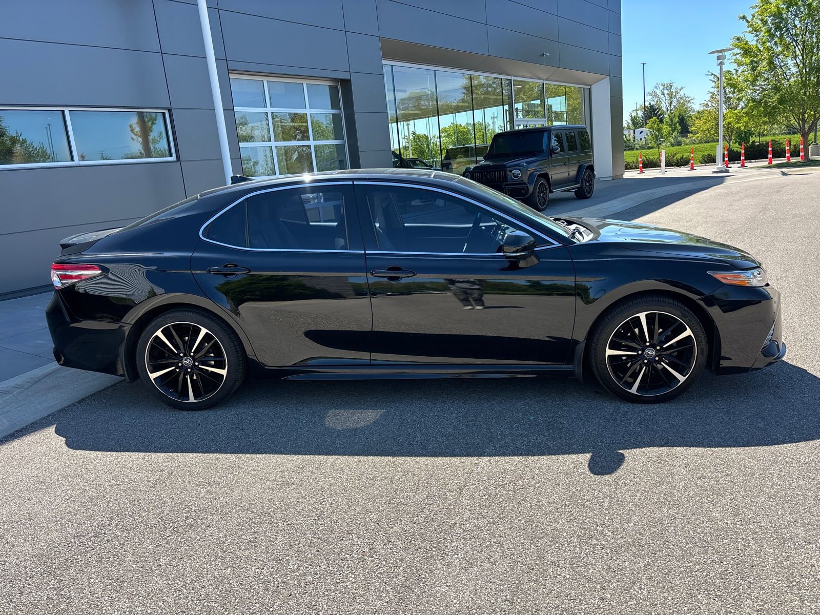 Used 2018 Toyota Camry XSE w/ Audio Package FWD image 4