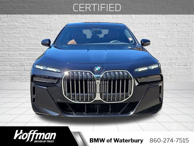 Certified 2026 BMW 760i xDrive AWD/4WD image 3