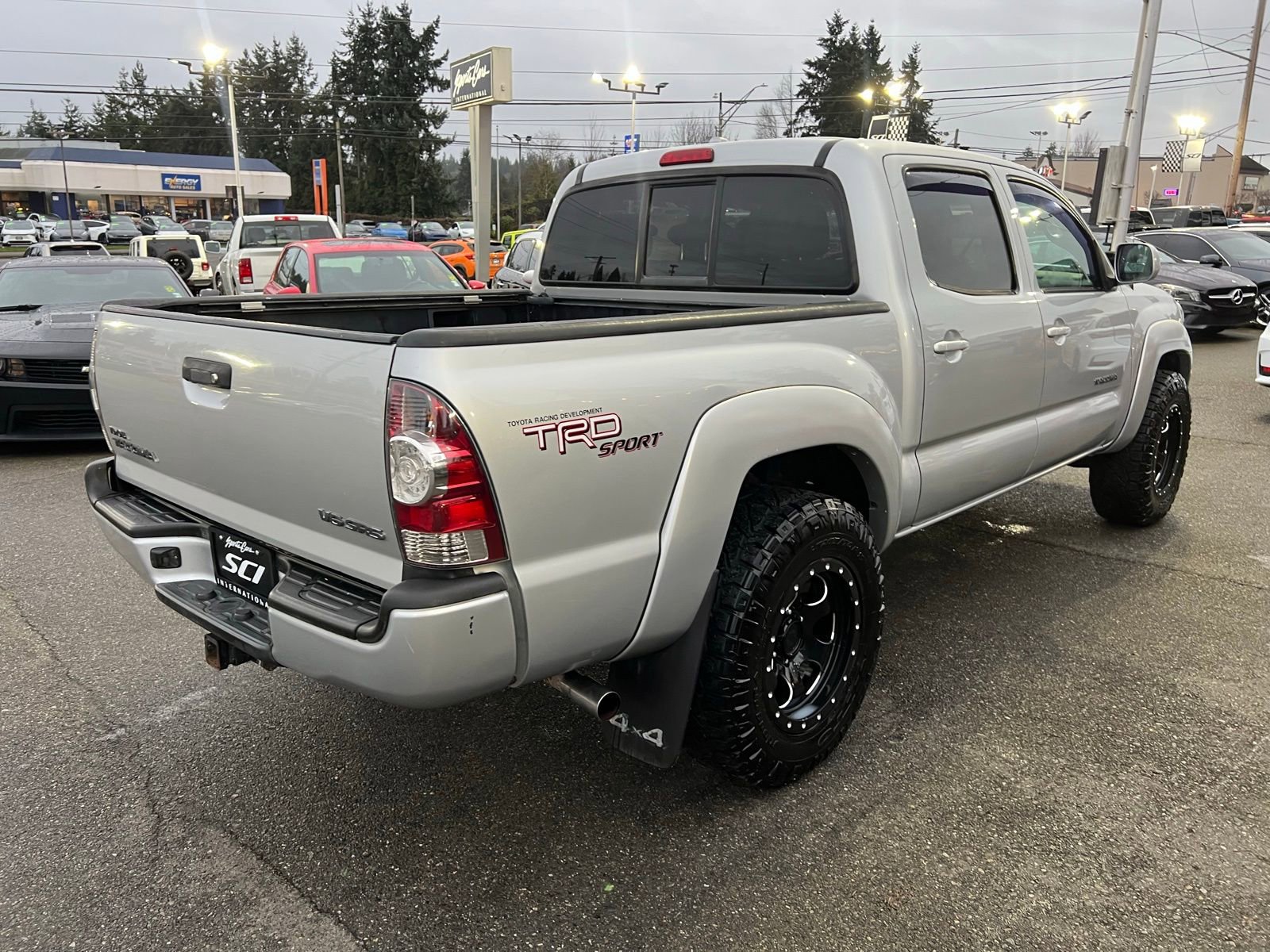 Used 2010 Toyota Tacoma 4x4 Double Cab image 4