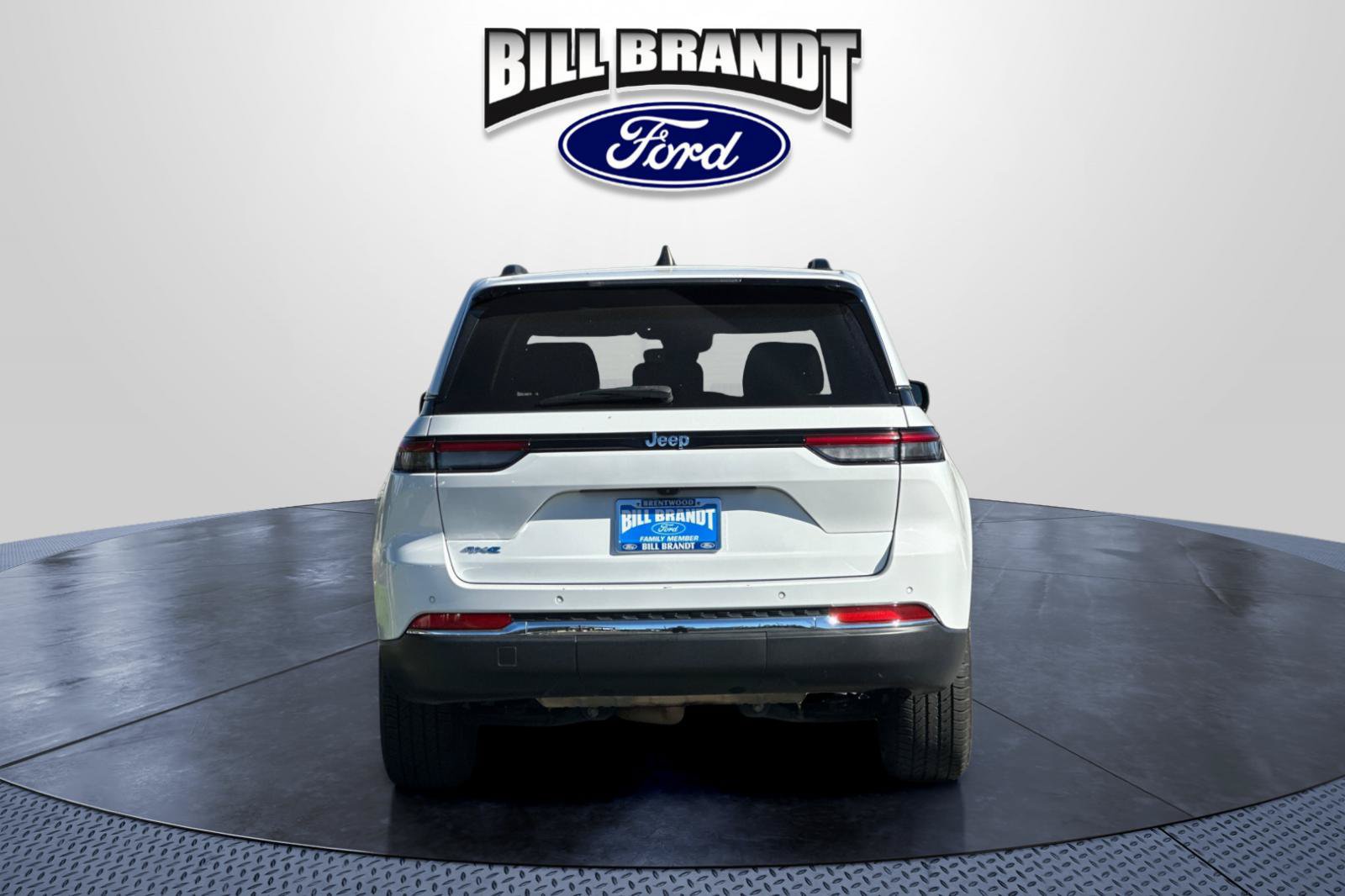 Used 2024 Jeep Grand Cherokee Limited 4xe AWD/4WD image 4