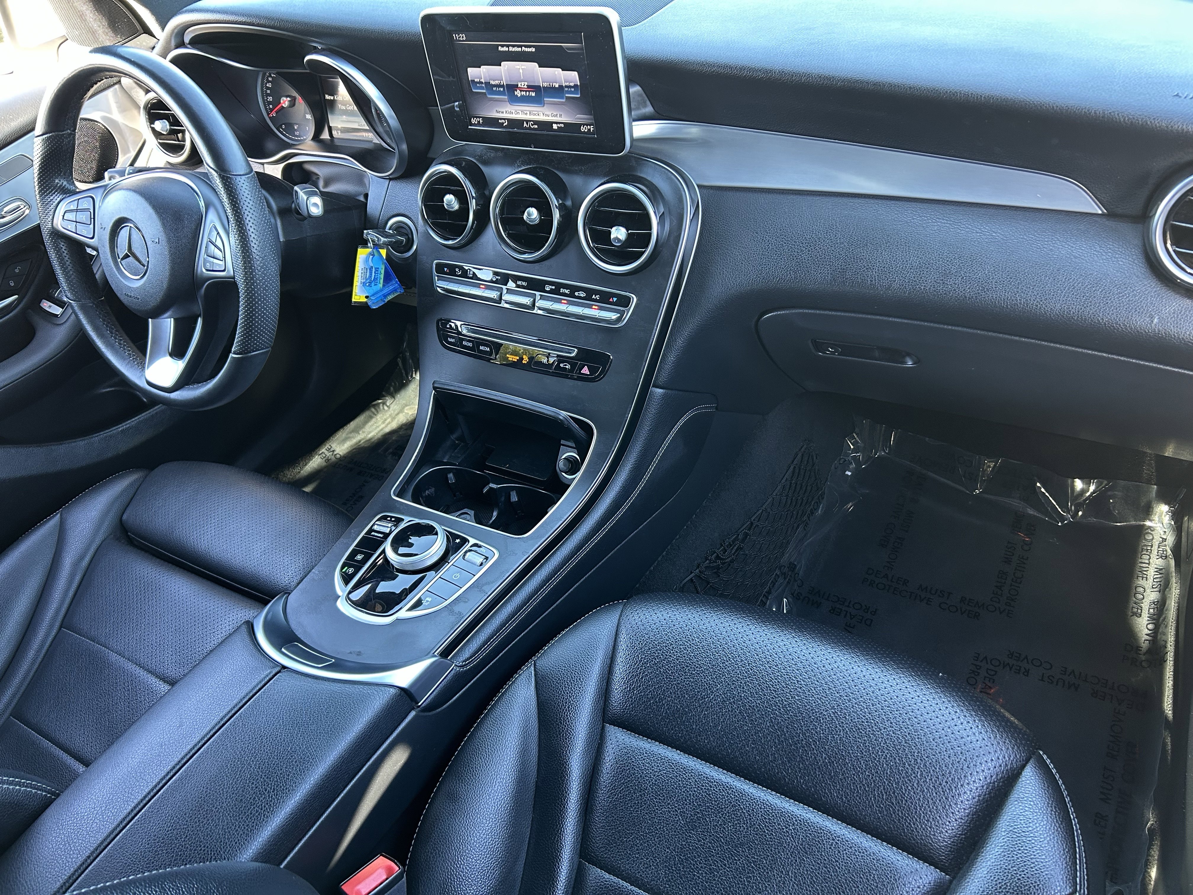 Used 2019 Mercedes-Benz GLC 300 4MATIC image 11