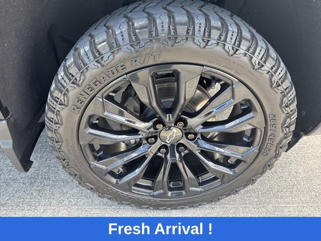 Used 2022 Chevrolet Silverado 1500 RST w/ Convenience Package II RWD image 19