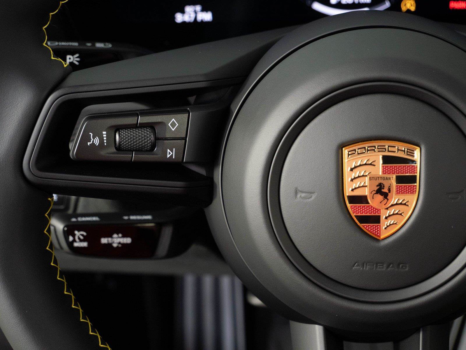 Used 2026 Porsche 911 GT3 RWD image 10